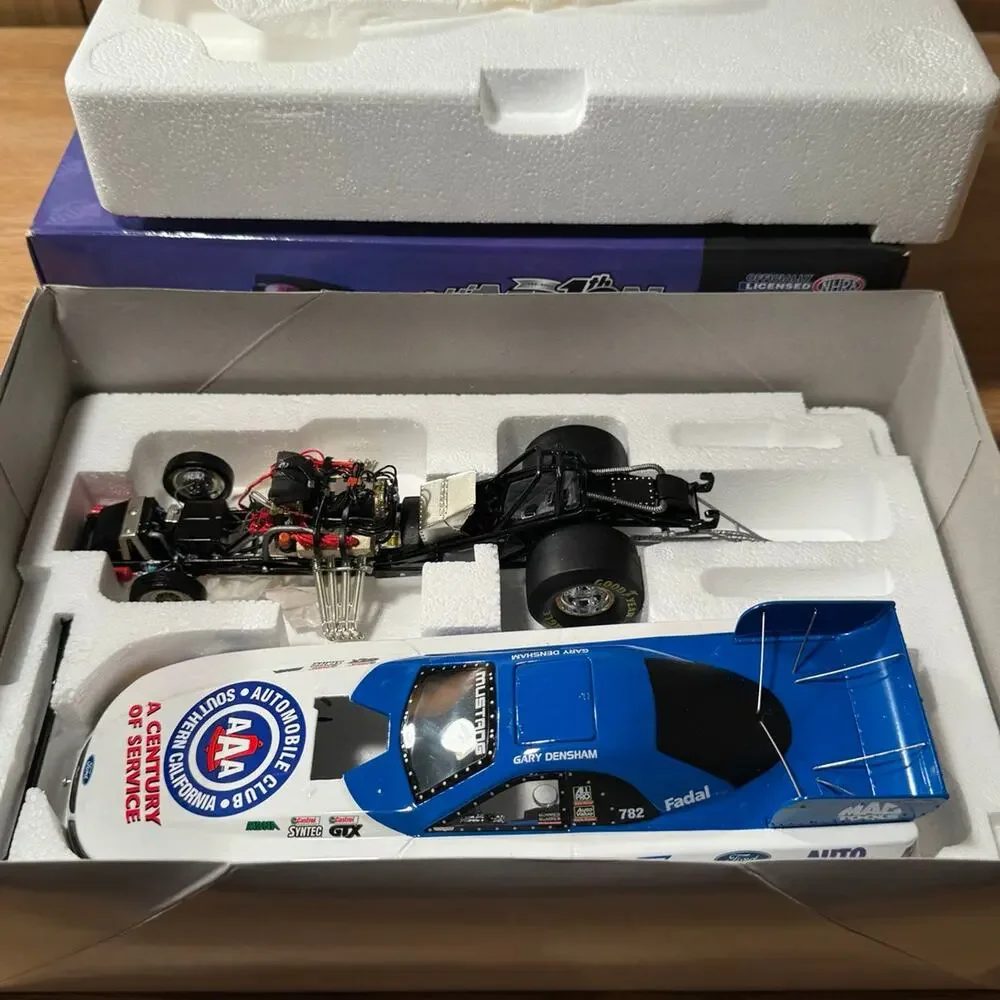 2002 Action Gary Densham‎ AAA of Southern California Mustang Funny Car 1/24 1:24